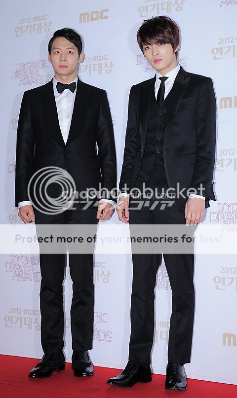 [30.12.12][Pics] JaeChun - MBC Drama Awards  2012123101029_8_zps0469aaf3
