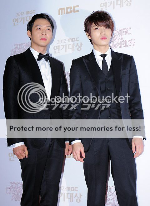 [30.12.12][Pics] JaeChun - MBC Drama Awards  2012123101029_9_zpsb5097ebf