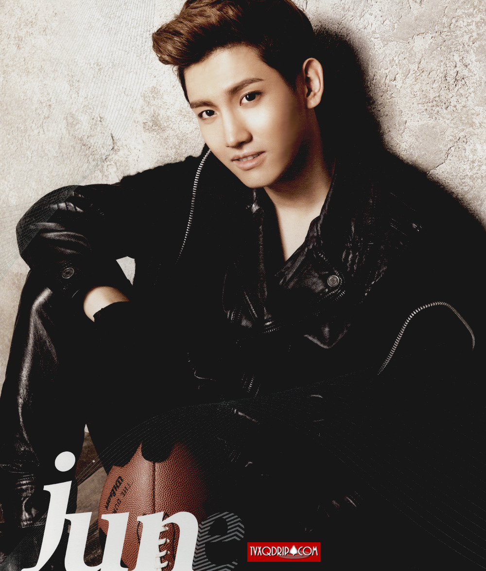 [23.12.12][Pics] Changmin - 2013 Official Calender 013-1