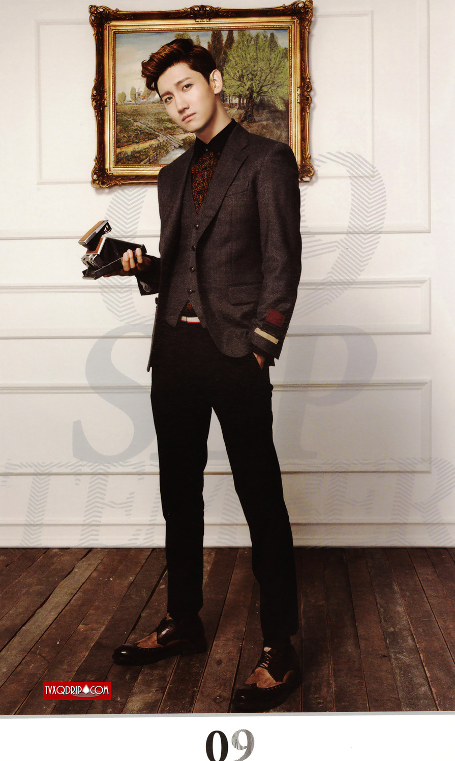 [23.12.12][Pics] Changmin - 2013 Official Calender 017-1