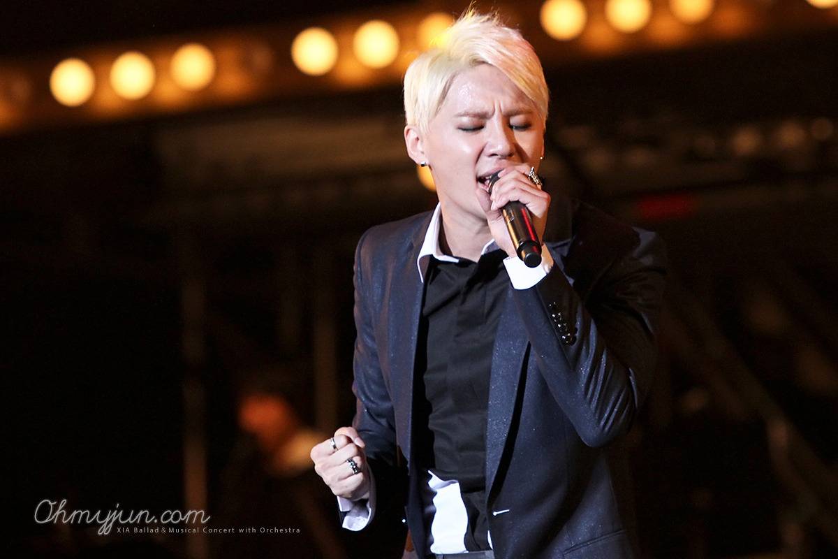 [29.12.12][Pics] Junsu - XIA 2012 Ballad & Musical Concert with Ochestra (Day 1) 05-4