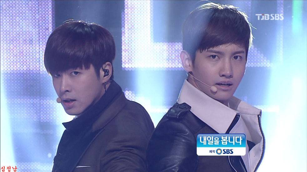 [16.12.12][Capture] TVXQ - "Humanoids" Performance in SBS Inkigayo 121216_1706