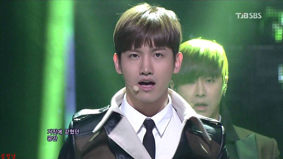 [16.12.12][Capture] Changmin - "Humanoids" Performance in SBS Inkigayo 121216_309