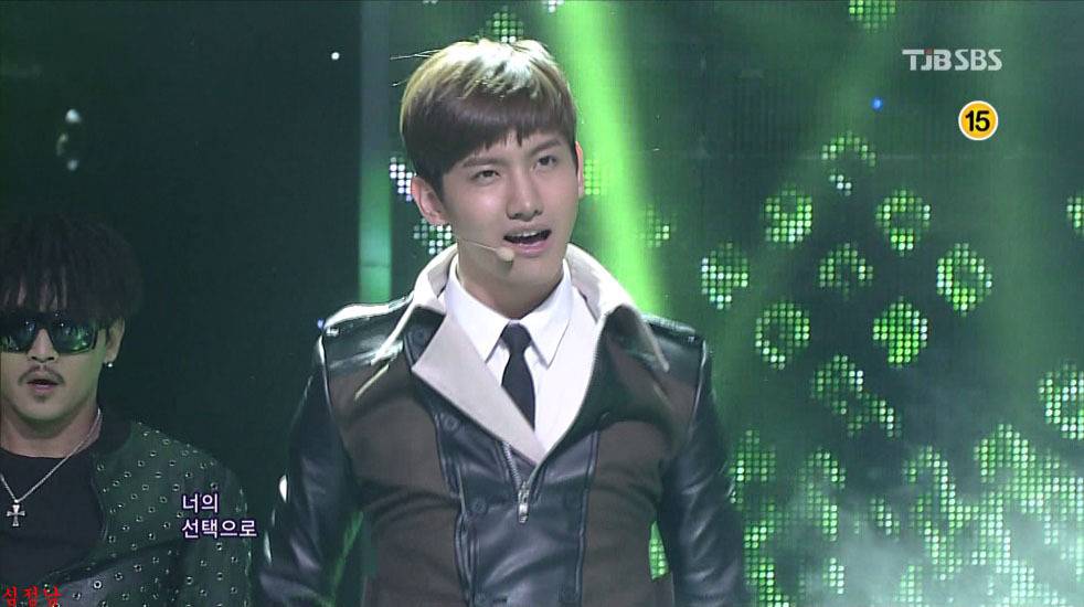 [16.12.12][Capture] Changmin - "Humanoids" Performance in SBS Inkigayo 121216_408