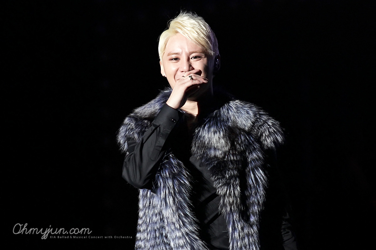 [29.12.12][Pics] Junsu - XIA 2012 Ballad & Musical Concert with Ochestra (Day 1) 122910