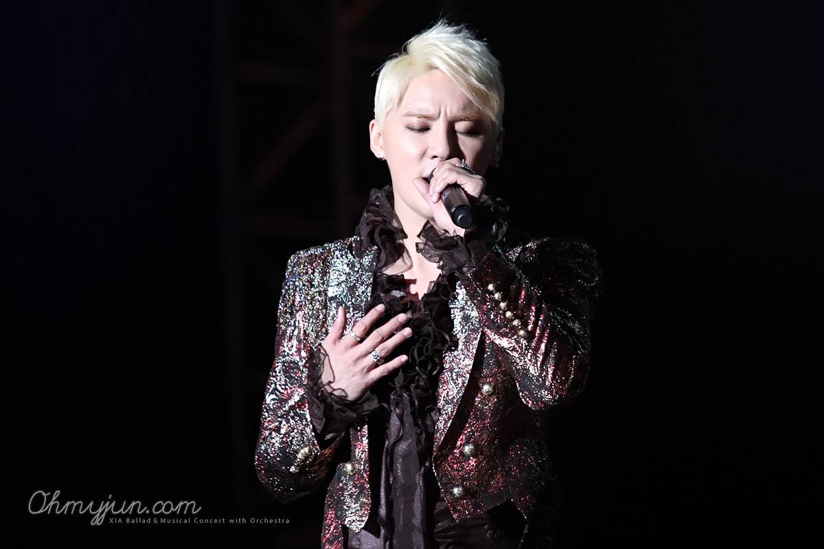 [29.12.12][Pics] Junsu - XIA 2012 Ballad & Musical Concert with Ochestra (Day 1) 122911