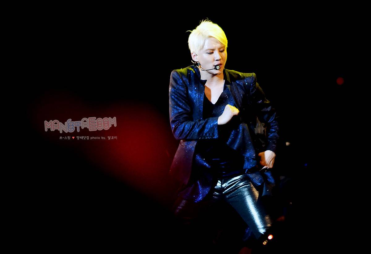 [29.12.12][Pics] Junsu - XIA 2012 Ballad & Musical Concert with Ochestra (Day 1) 122922