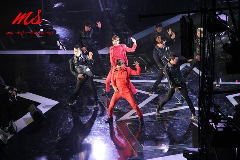 [22.12.12][Pics] TVXQ - Sichuan TV New Year's Eve Concert 3-5