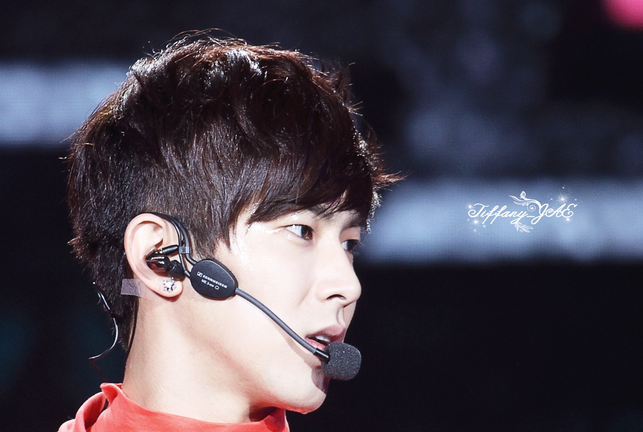 [22.12.12][Pics] Yunho - Sichuan TV New Year's Eve Concert 443aa03atw1e05qlqu356j