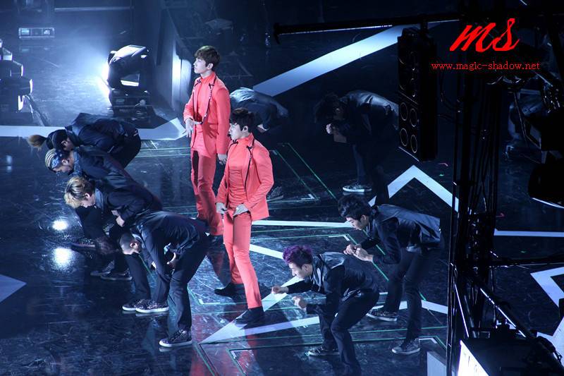 [22.12.12][Pics] TVXQ - Sichuan TV New Year's Eve Concert 5-6