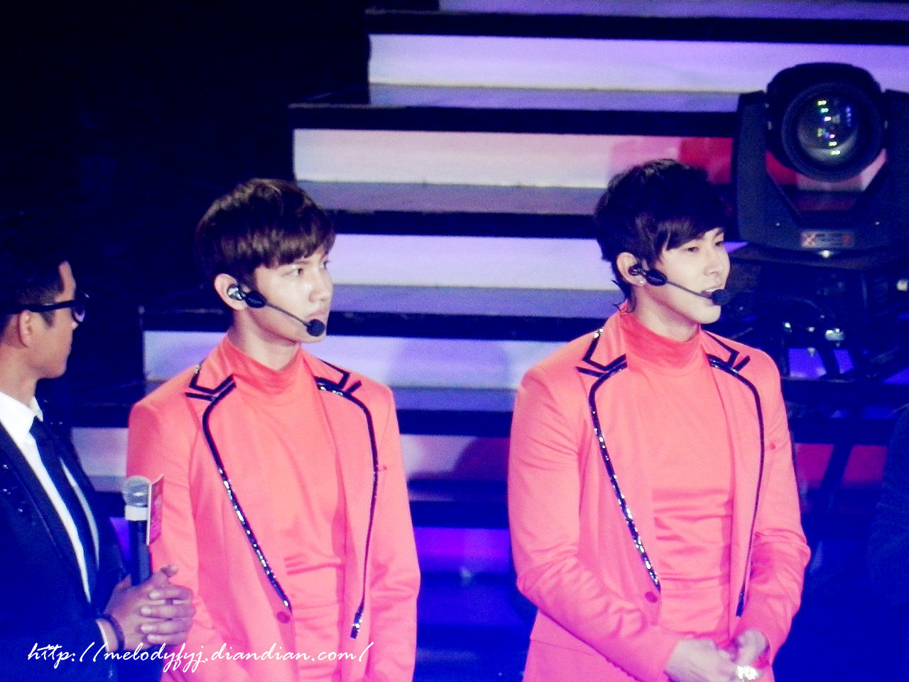 [22.12.12][Pics] TVXQ - Sichuan TV New Year's Eve Concert 6148FDF11DA155A23B0E760CEDDA88F4C27A54B5188D1_1280_960