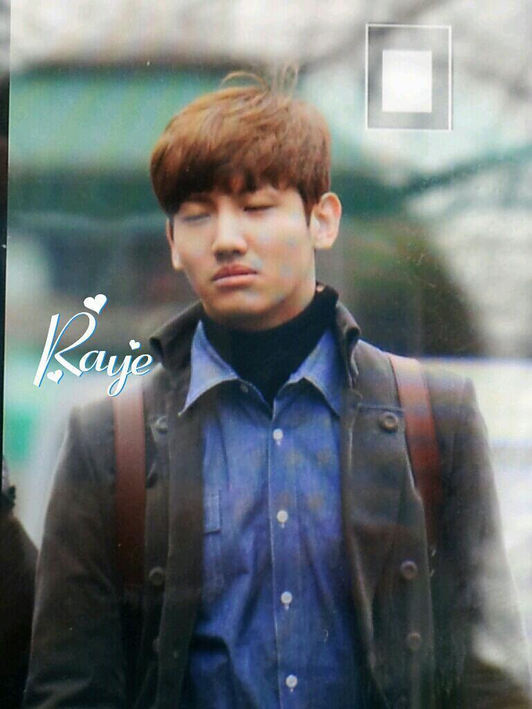 [28.12.12][Pics] Changmin - KBS Building For Gayo Daejun 6761b7dfjw1e097ict2hrj