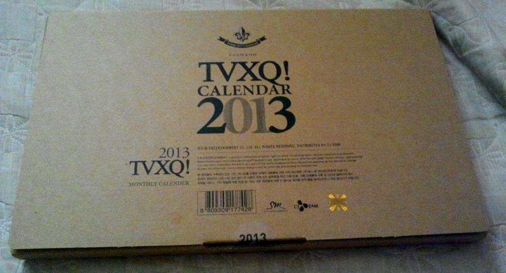 [23.12.12][Pics] TVXQ - 2013 Official Calender A-sEaj-CEAAGZWxjpglarge