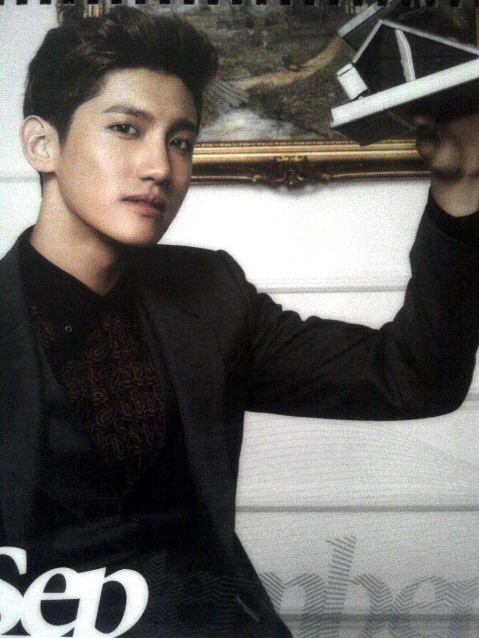 [23.12.12][Pics] Changmin - 2013 Official Calender A-sGXgWCUAEgwjJjpglarge