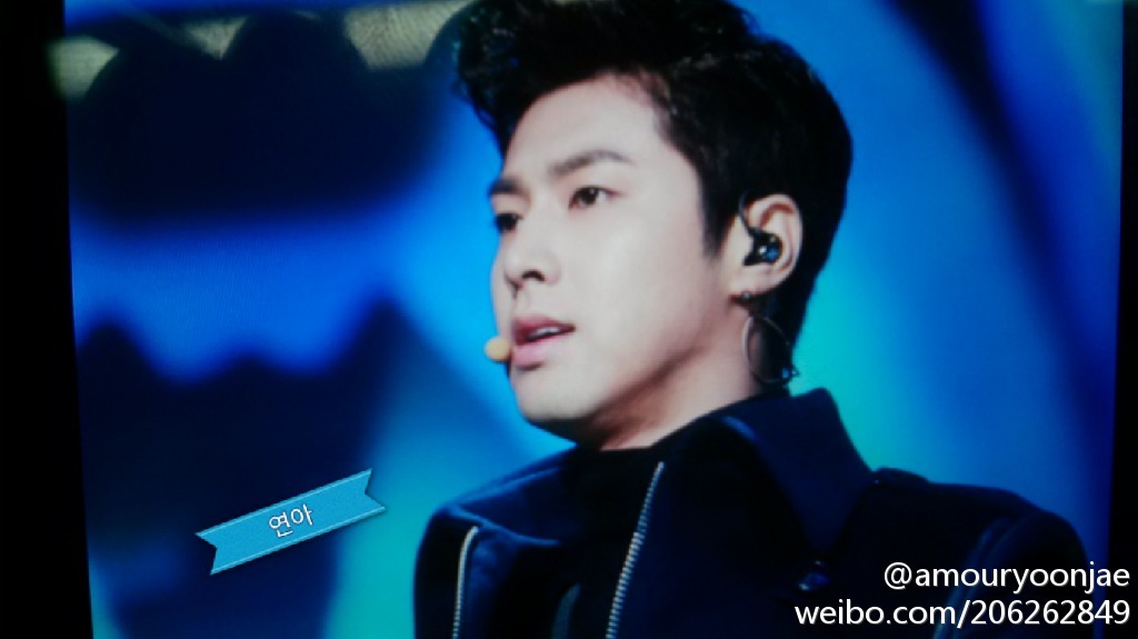[21.12.12][Pics] Yunho - KBS Music Bank Year End Christmas Special A1-5