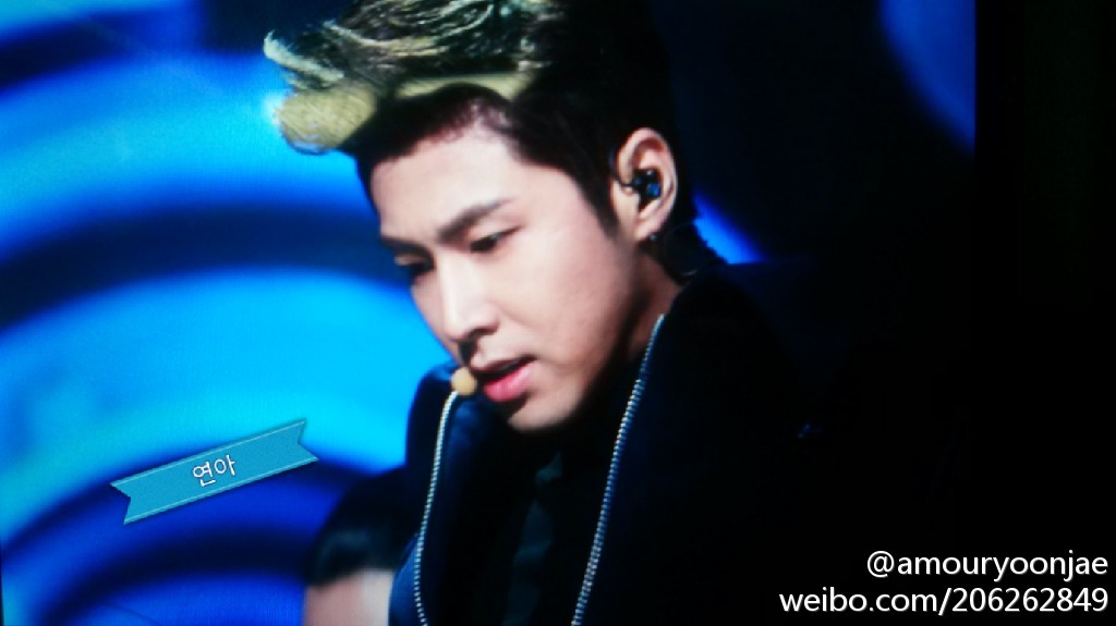 [21.12.12][Pics] Yunho - KBS Music Bank Year End Christmas Special A2-3