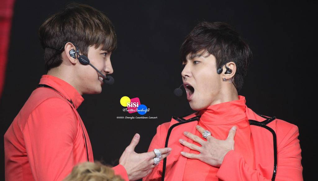 [22.12.12][Pics] TVXQ - Sichuan TV New Year's Eve Concert A738e4628c4fa3d8e3e48add9a02ef8d_dcKXA8Q2ftRQAYkYV4p2uchgEAu3jP