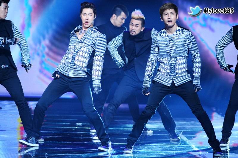 [28.12.12][Pics] TVXQ - KBS Gayo Daejun A738e4628c4fa3d8e3e48add9a02ef8d_u9NnR3xeZmsuxM8MbCcTuZkBGRFWo5WB_zpsb4fa5ff8