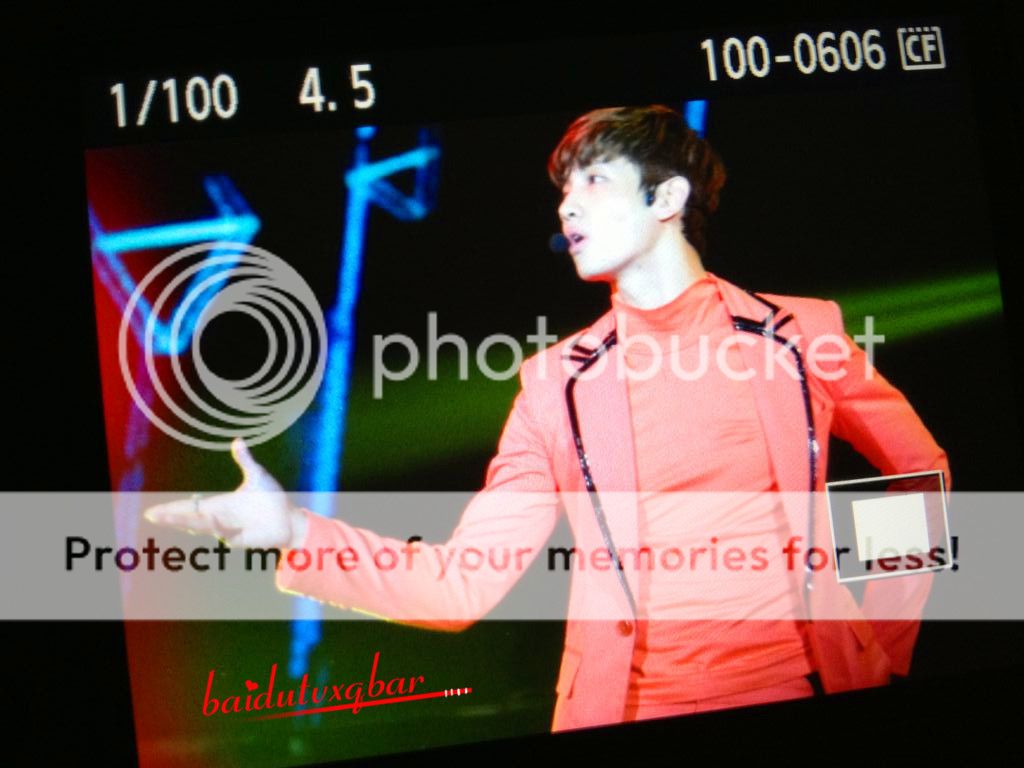 [22.12.12][Pics] Changmin - Sichuan TV New Year's Eve Concert Bt1-1