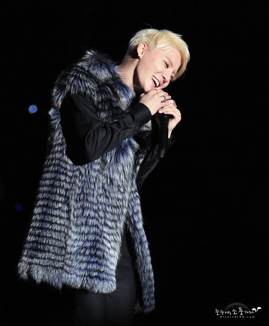 [29.12.12][Pics] Junsu - XIA 2012 Ballad & Musical Concert with Ochestra (Day 1) Ce07c19804e36c5b57b9a71ffa0432b7