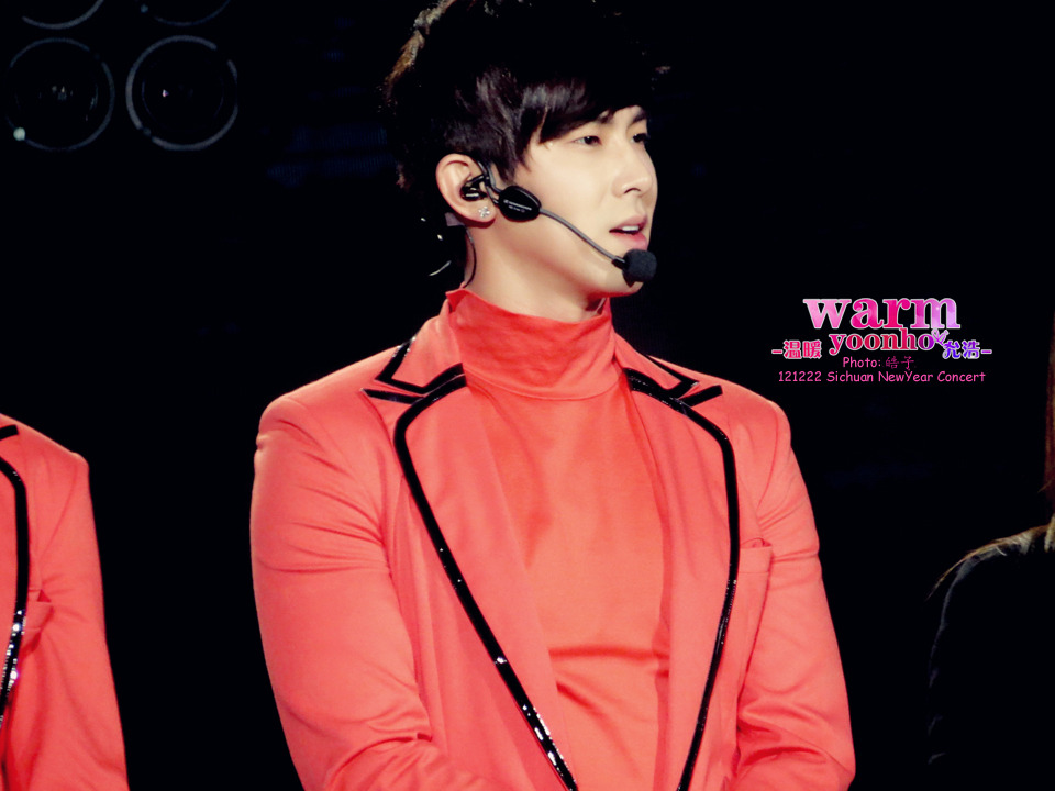 [22.12.12][Pics] Yunho - Sichuan TV New Year's Eve Concert Ed76ec003af33a87bb534fc2c65c10385243b5ff