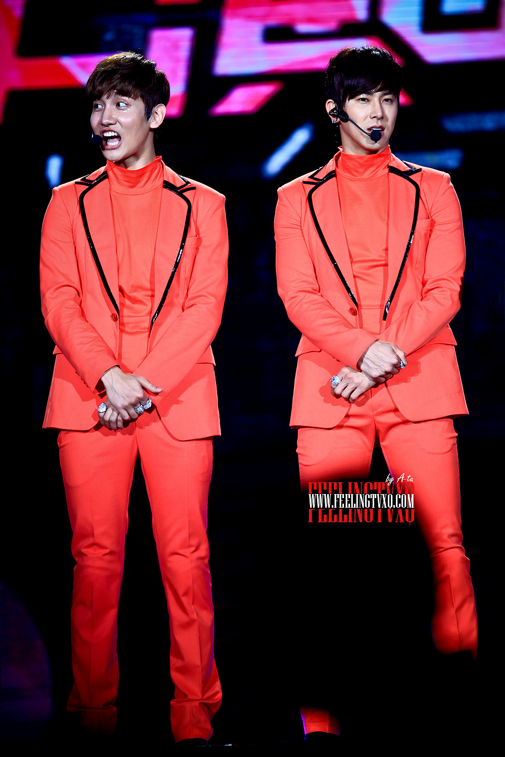 [22.12.12][Pics] TVXQ - Sichuan TV New Year's Eve Concert Ft2