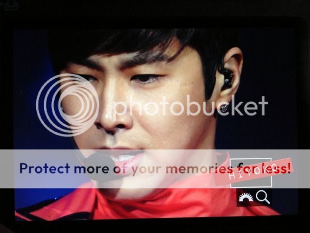 [22.12.12][Pics] Yunho - Sichuan TV New Year's Eve Concert Hy3-1