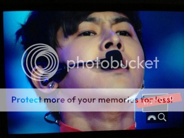 [22.12.12][Pics] Yunho - Sichuan TV New Year's Eve Concert Hy7-1