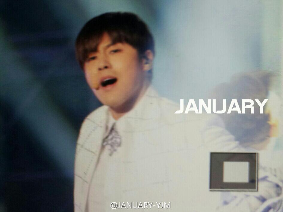 [29.12.12][Pics+Gifs] Yunho - SBS Gayo Daejun J3-1