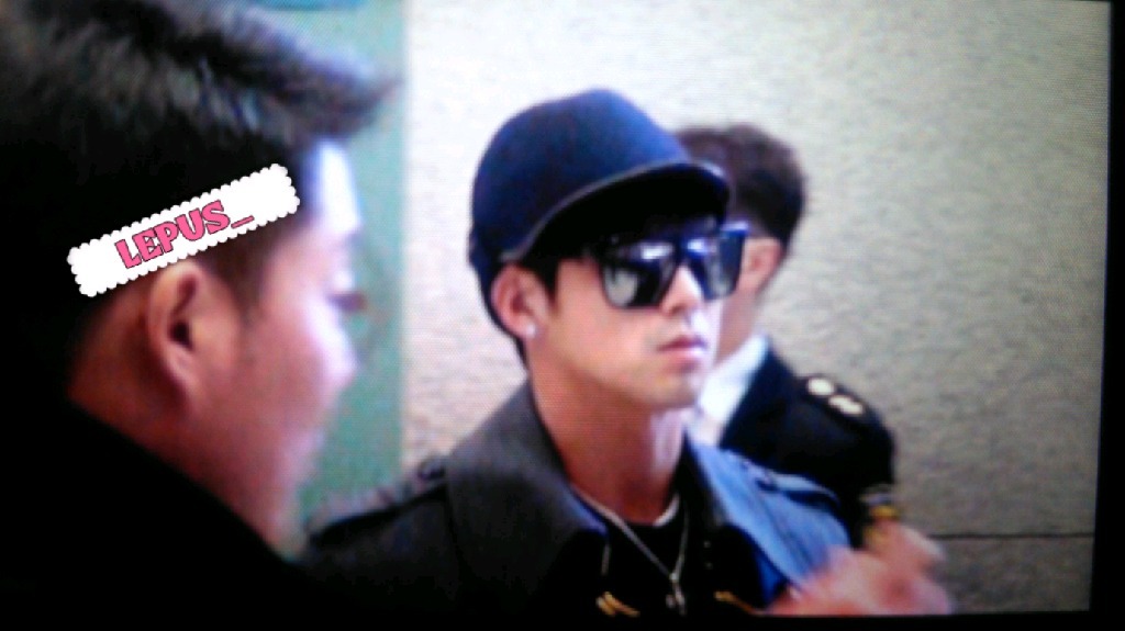 [23.12.12][Pics] Yunho - Incheon Airport (Back Korea) Lp1-3