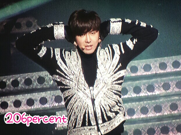 [31.12.12][Pics] Yunho - MBC Gayo Daejun Pr1-5_zpsbe16ecc5