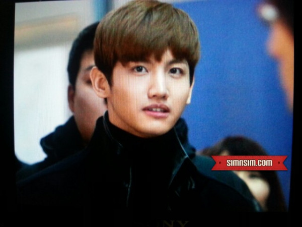 [10.12.12][Pics] Changmin - Shilla Duty Free Autograph Fansign Event Ss7-1