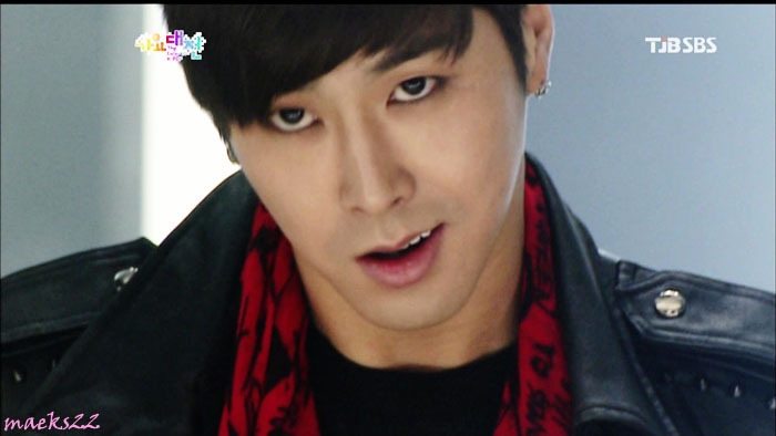 [29.12.12][Pics+Gifs] Yunho - SBS Gayo Daejun 121229_SBS_AC00C694B300C804_B3D9BC29C2E0AE30D3B8C9D1bunnytp_20121230_112736829_copy_zps9c781fbc