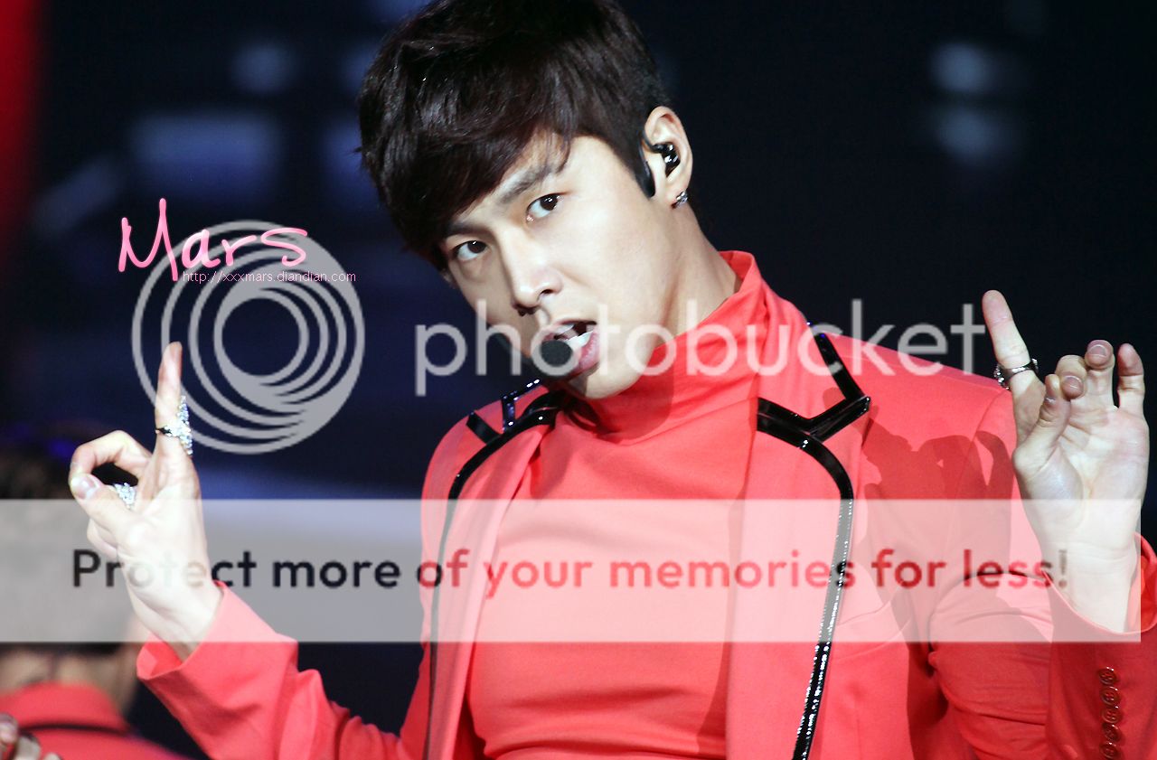 [22.12.12][Pics] Yunho - Sichuan TV New Year's Eve Concert 4583F090AA87AD2C4A75016951DED391BED92E9FC54D1_1280_841