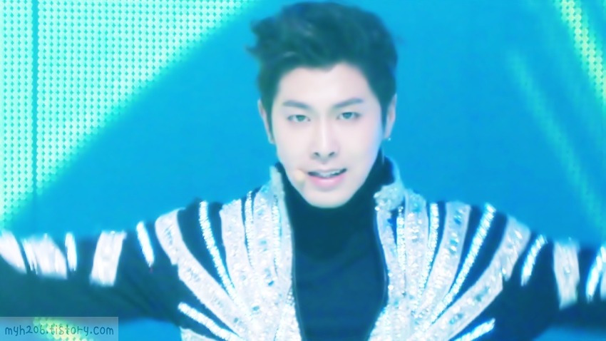 [31.12.12][Pics] Yunho - MBC Gayo Daejun 5092b451f819861804972e5a4aed2e7389d4e6a2_zps4bcdc592