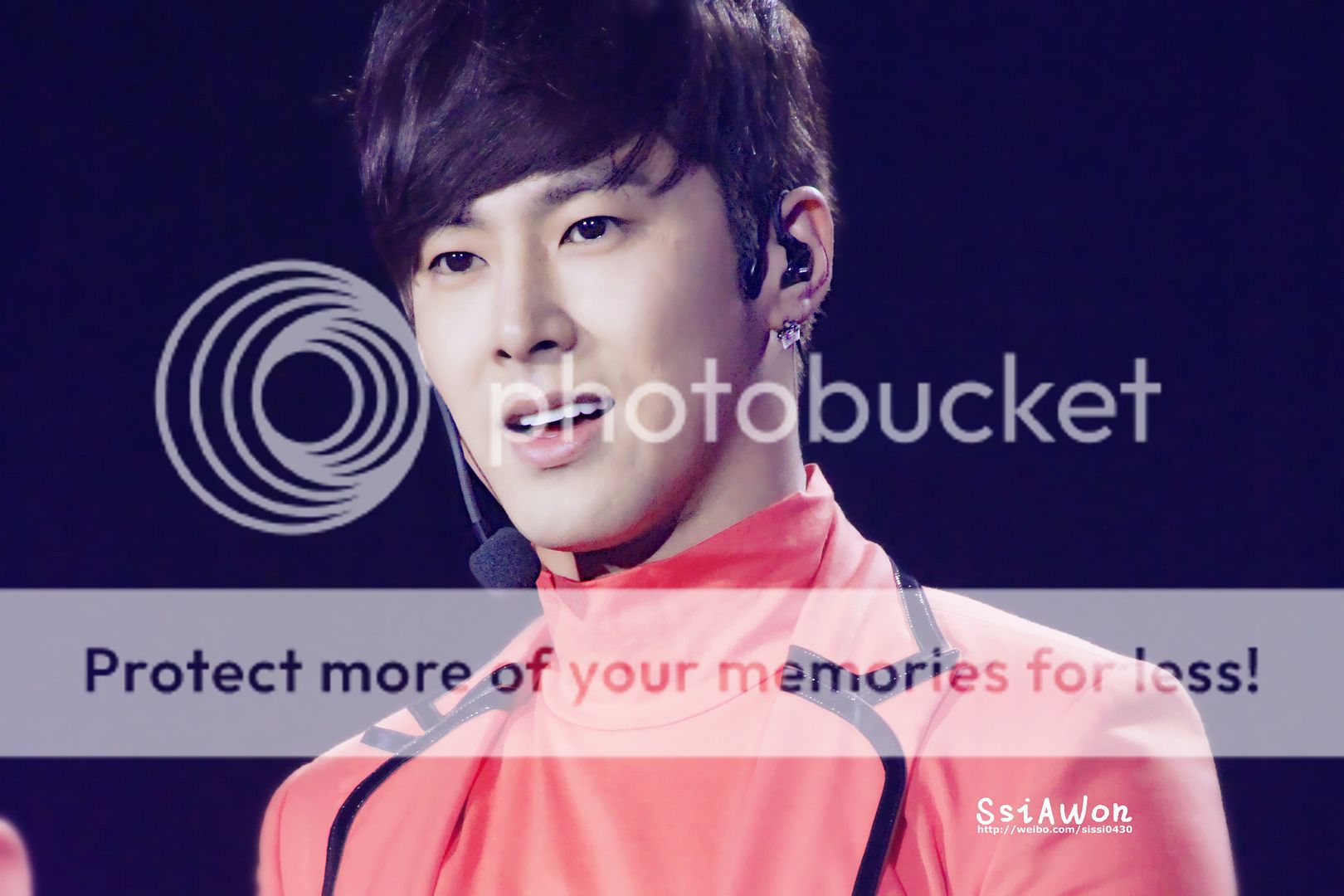 [22.12.12][Pics] Yunho - Sichuan TV New Year's Eve Concert 52599a4djw1e04pj9batfj