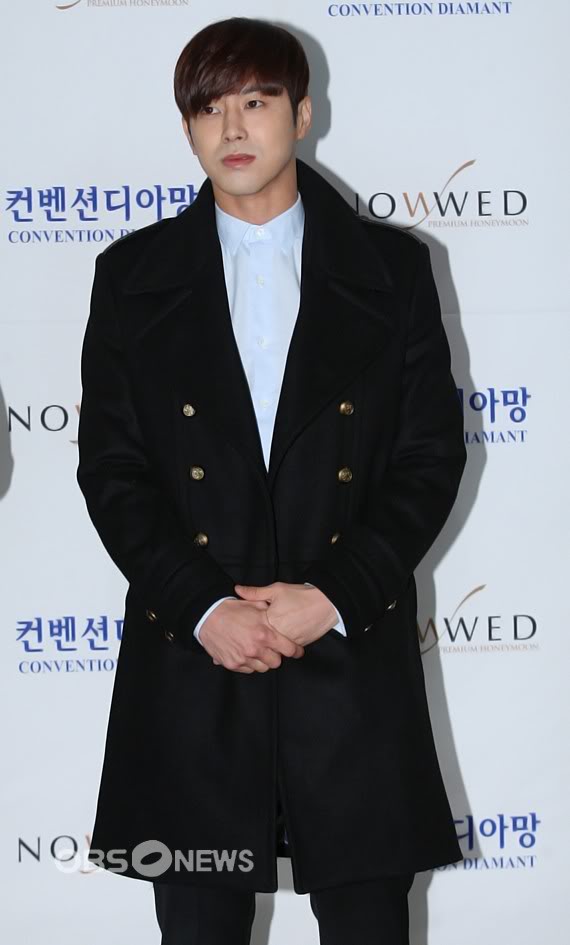 [15.12.12][Pics] Yunho - Attended Hongrokgi Wedding 674090_70656_5025