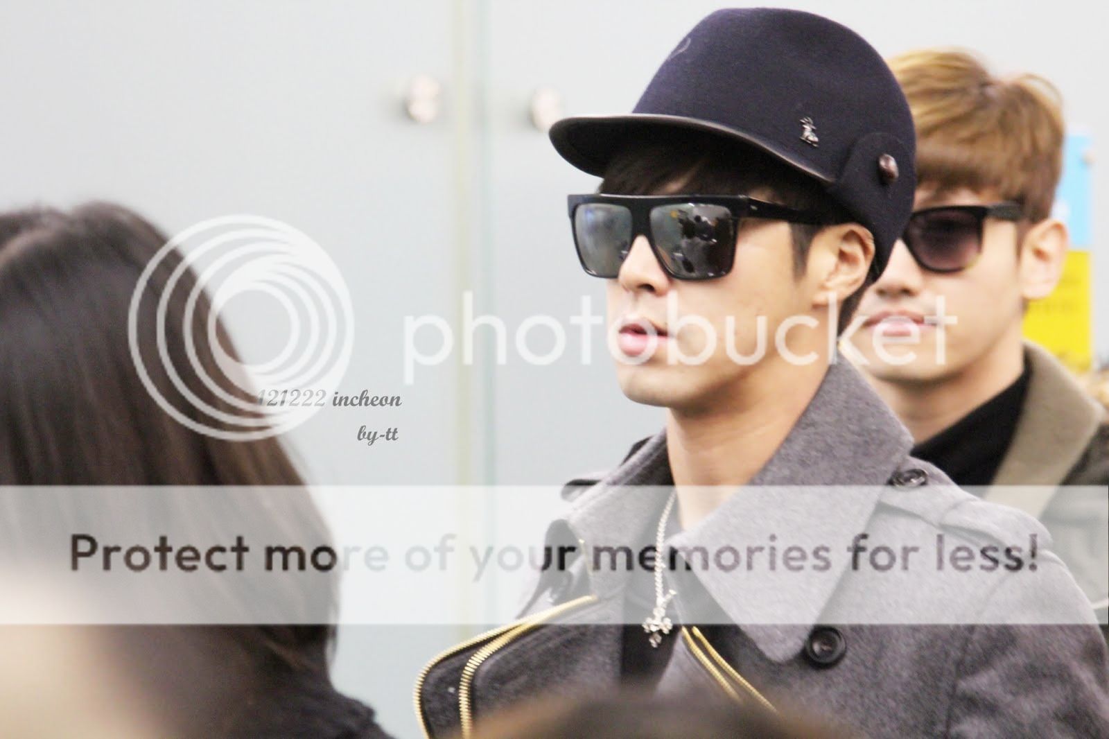 [22.12.12][Pics] Yunho - Incheon Airport 84f460a5jw1e02qnah0a4j