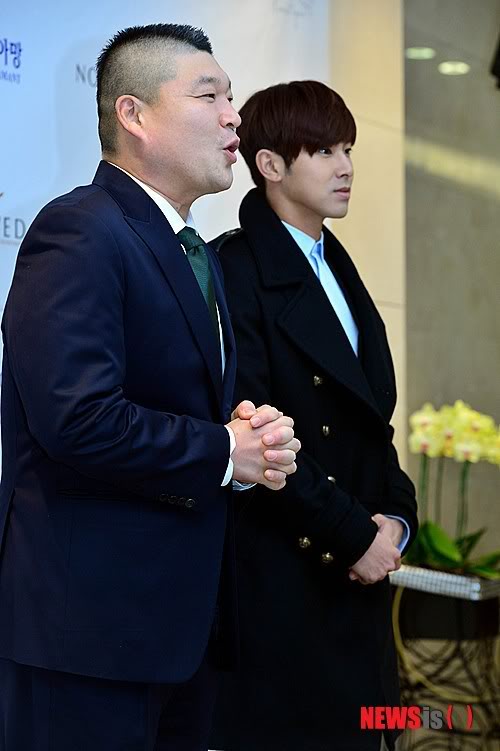 [15.12.12][Pics] Yunho - Attended Hongrokgi Wedding NISI20121216_0007477976_web_59_20121216131525