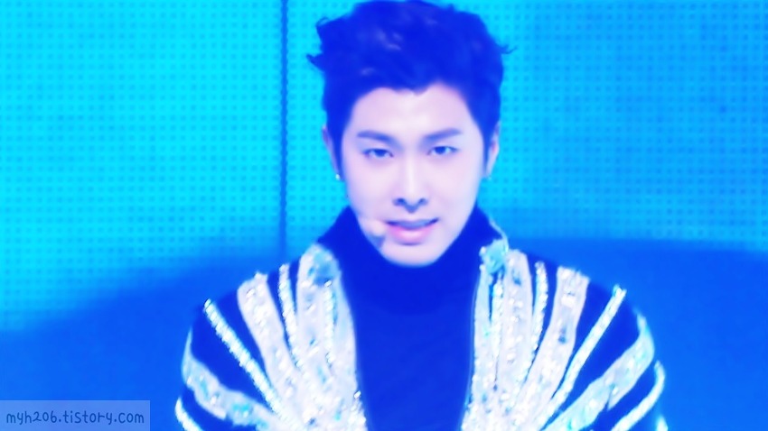 [31.12.12][Pics] Yunho - MBC Gayo Daejun A499bd12c8fcc3ce333308ed9245d688d63f2083_zps2488e20c