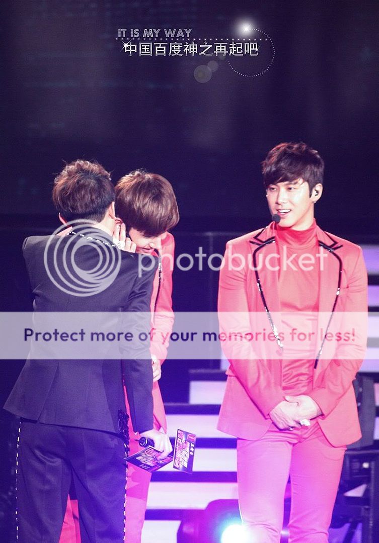 [22.12.12][Pics] Yunho - Sichuan TV New Year's Eve Concert A738e4628c4fa3d8e3e48add9a02ef8d_1T3WTzeBSmvvkEnLdXaRoIngDUOuT