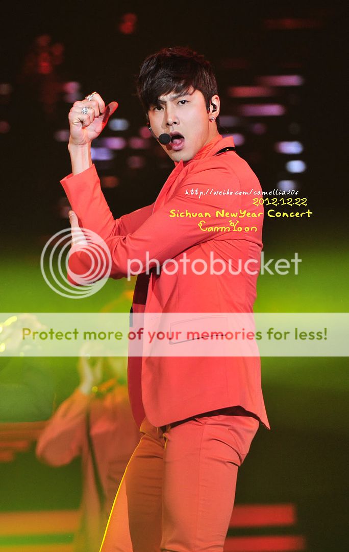 [22.12.12][Pics] Yunho - Sichuan TV New Year's Eve Concert A738e4628c4fa3d8e3e48add9a02ef8d_mEZhCpqCuxHWkR23fBD4A