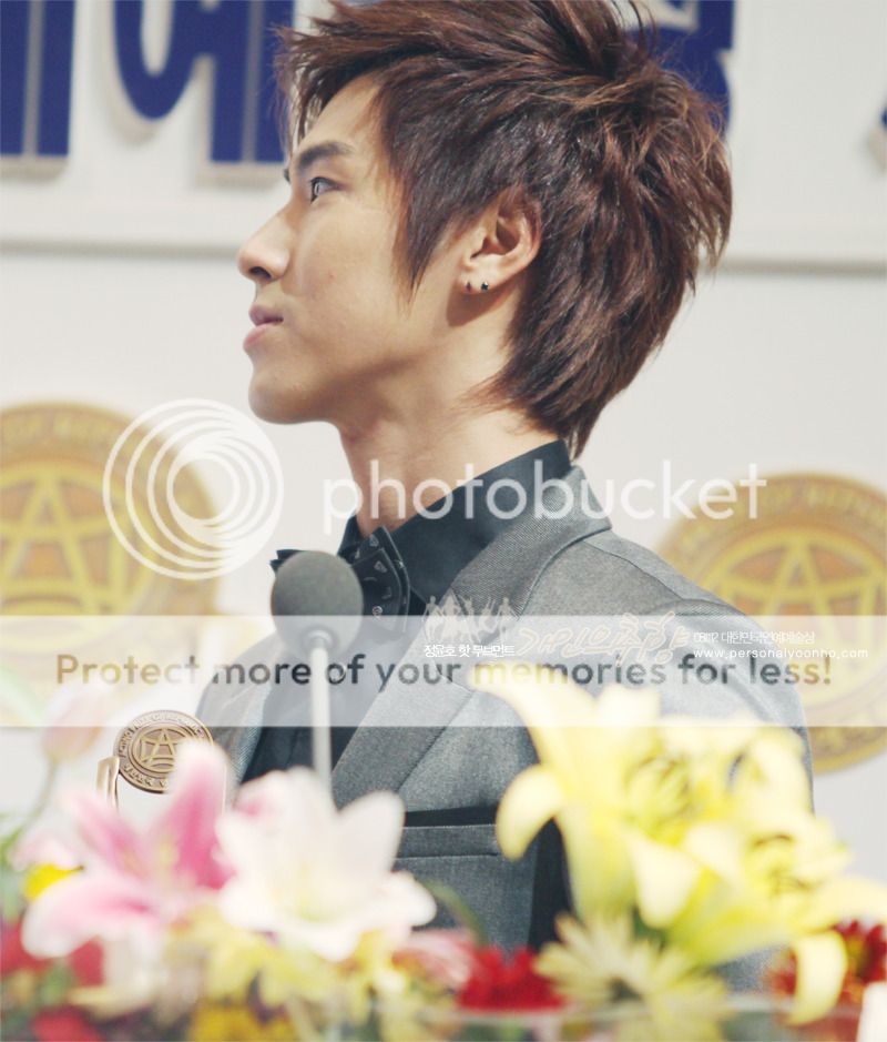 [2008.11.12] [Pics] YunHo - 15th Korean Entertainment Awards F0059555_491bf28f66aa0