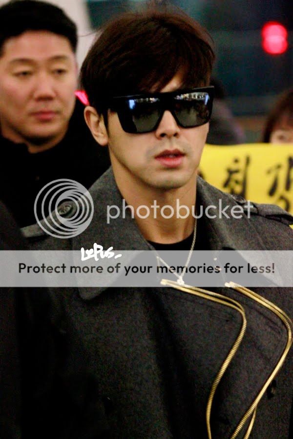 [22.12.12][Pics] Yunho - Incheon Airport F0248573_50d51d9ccd466