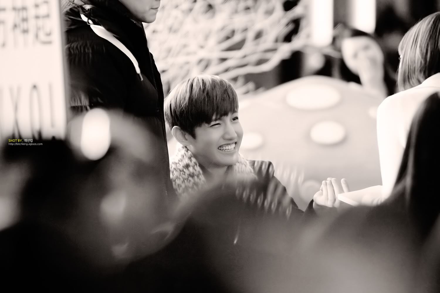 [08.12.12][Pics] Changmin - "Humanoids" Fansign Event in Yeouido 002-1