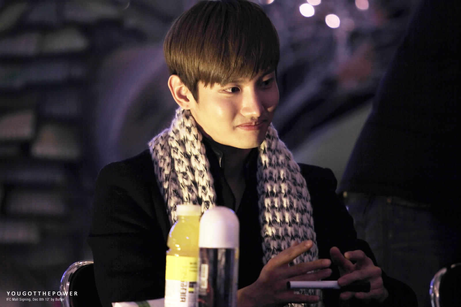[08.12.12][Pics] Changmin - "Humanoids" Fansign Event in Yeouido 17-4
