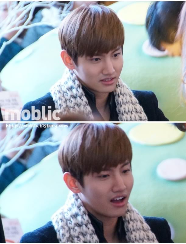 [08.12.12][Pics] Changmin - "Humanoids" Fansign Event in Yeouido 2-4