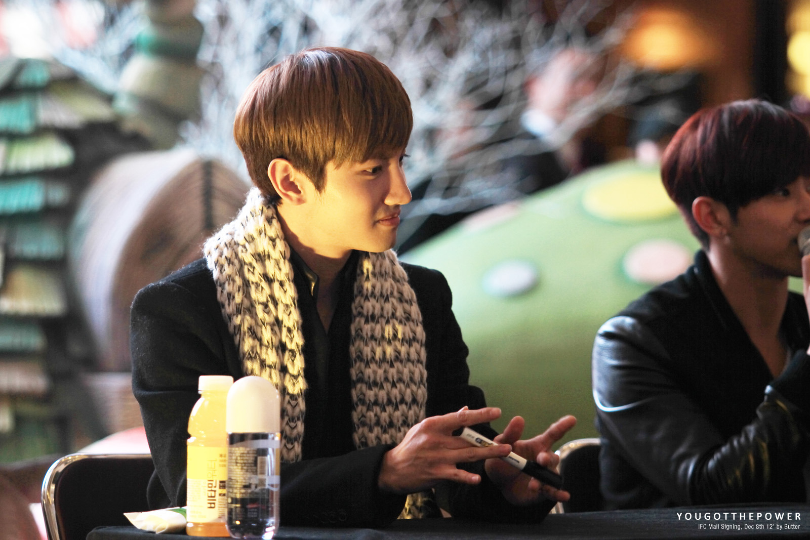 [08.12.12][Pics] Changmin - "Humanoids" Fansign Event in Yeouido 26-4