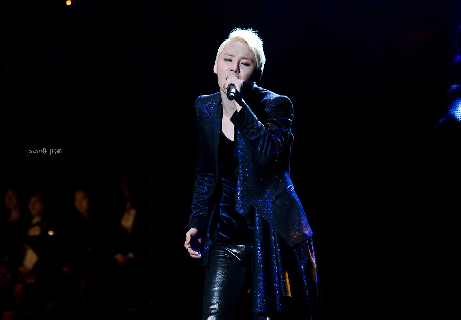 [31.12.12][Pics] Junsu - XIA 2012 Ballad & Musical Concert with Ochestra (Day 3) 2312