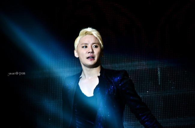 [31.12.12][Pics] Junsu - XIA 2012 Ballad & Musical Concert with Ochestra (Day 3) 2317